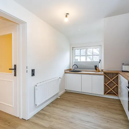 Wanlik Hues Ii Апартаменты *