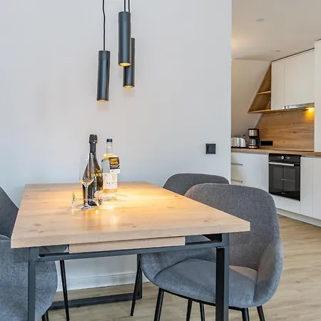 Wanlik Hues Ii Апартаменты *