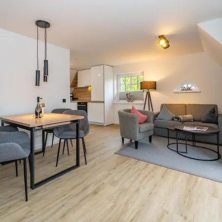 Wanlik Hues Ii Апартаменты Вестерланд