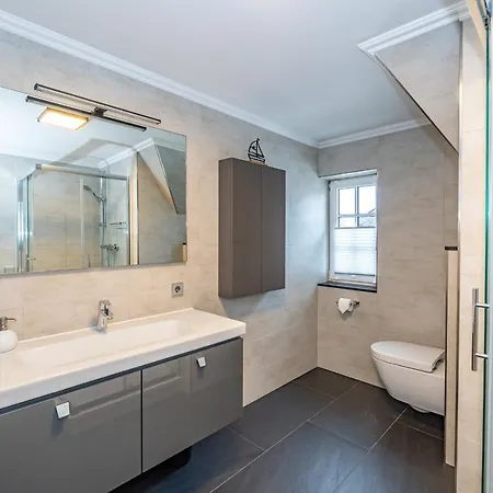 Wanlik Hues Ii Апартаменты